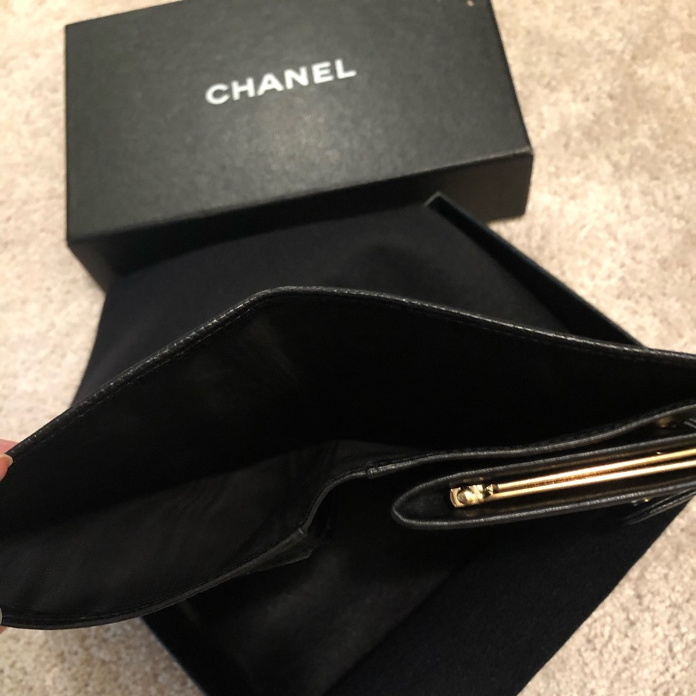“SOLD” 💯 Auth Chanel Timeless CC French Wallet - Picture 8 of 10